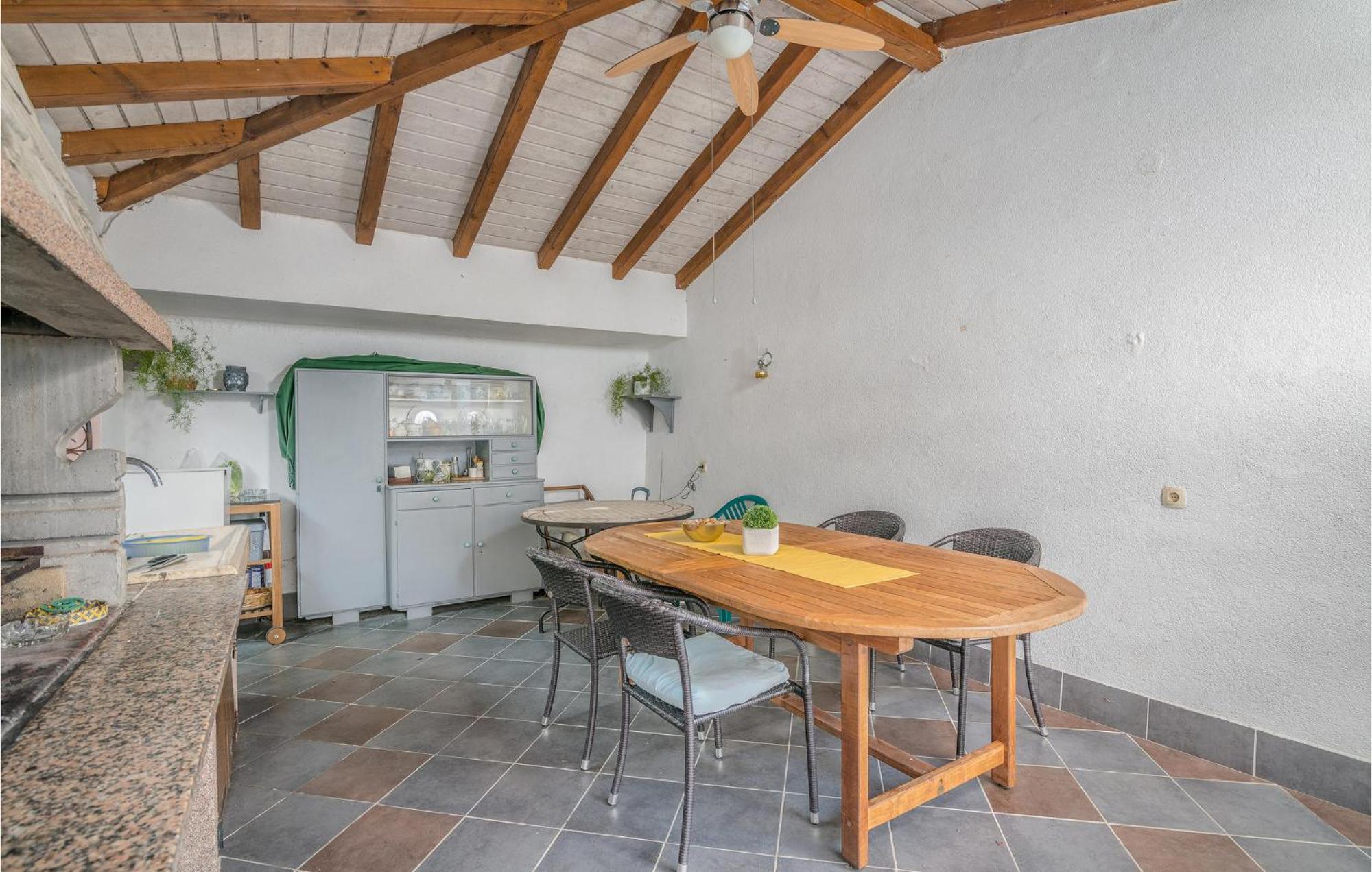Gorgeous Apartment In Cizici With House Sea View 外观 照片